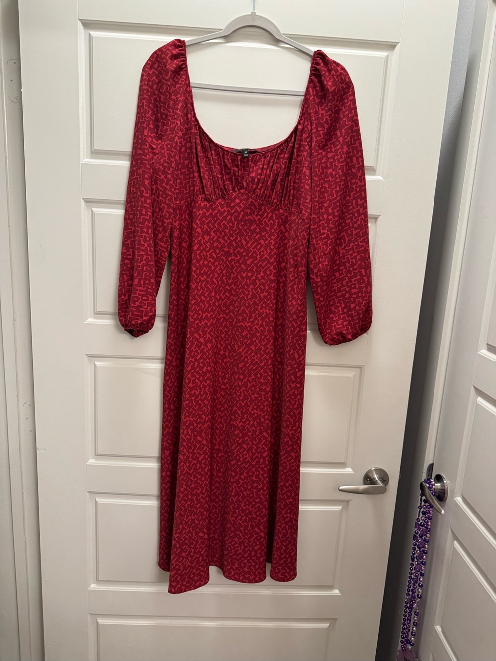 Banana Republic Red Patterned Puff-Sleeve Midi Dress